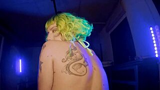 A young girl who loves to rave has a hardcore sexual experience with her boss after dinner