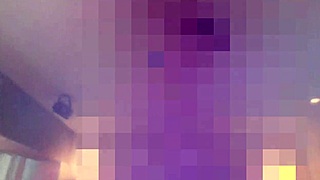 Real homemade video of Peruvian amateurs in action in a cheap hotel room