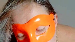 i can’t stop, masturbating for my husband’s boss, loving strangers bare!