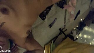 Hey, wanna peek at Bobbi Jo88's solo close-up action?