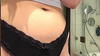 Wanna see this huge dick stretch a tight anal for a dripping creampie?