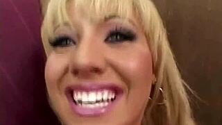 Cumshot and vagina fuck in hardcore video with Jasmine
