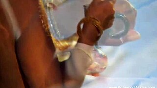 Enjoy the moment with this Indian girl in a sensual solo show