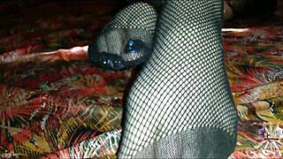 Hidori Harvin's foot play: A tantalizing Joi experience