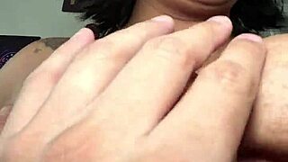 Anal fingering and cumshot in a homemade video