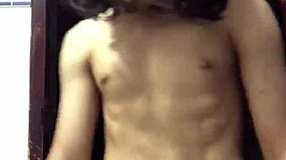 Lesbian licking and cunilingus in amateur video