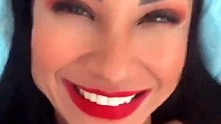 Niara Pessanha's passionate sex with her friend turns into a wild threesome