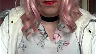 Bisexual crossdresser seeks to film male ejaculation