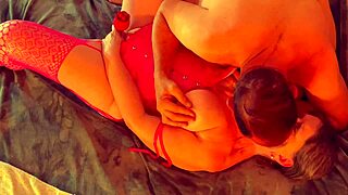 A seasoned beauty indulges in some oral pleasure