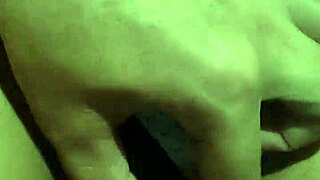 Ibucetou: I want to fuck this wet pussy