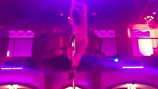 Have you seen Destiny Mae’s steamy dance set at Oval Office in Green Bay?