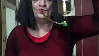 A bisexual crossdresser in his natural environment.
