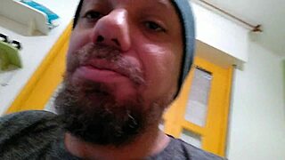 Gay man masturbates while watching another man suck a big cock and ejaculates