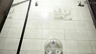 Spy cam captures BBW stepmother in the bathroom