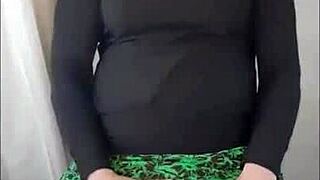 This is a compilation of cum shots and anal sex with a bisexual crossdresser who is not ashamed to show it off