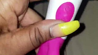 Close up wet pussy play with toy keeps on malfunctioning