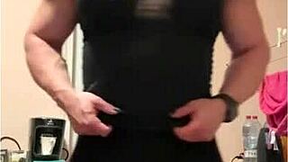 Get a massage from an amateur bodybuilder and a femdom in a POV video