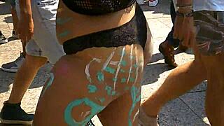 Pride 2016 Bbw Flashes Cameltoe Panties In Public Voyeur Fun