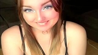 Fuck bench action with big clit dildo riding now!