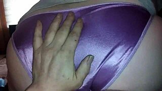 i enjoy this amateur couple's intimate homemade moments together