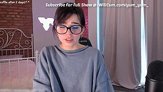 Geeky Nerd Shows Off Amazing Body and Creamy Squirting Pussy
