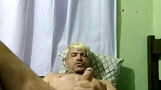 सेक्स बॉय को इंटेंस गे एनकाउंटर्स की प्यास है!