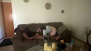 She Kept Sucking While Her Ass Jiggled During Handjob