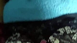 estrenando la lenceria usada que me regalo mi tia