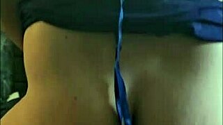 Gay cam star Frankie Labido's anal scene with two big dildos