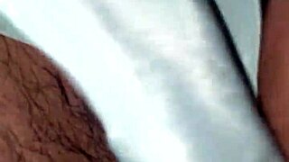 Hot aunty Reshmi in shalwar bangs sexy gay man!