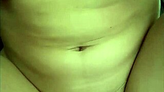 me siento en la cara de mi amigo y termin� d�ndole sentones en la verga