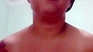 Colombian teacher sends intimate masturbation video by mistake 😈
