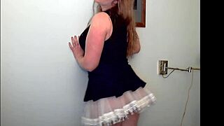 Damn! Redheaded Slut Strips Down for Wild Teasing Action!