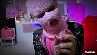 बैंडिट व्होर गर्लफ्रेंड - सेक्सी होममेड मसाज से हर बूंद दूध निकालती है