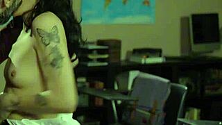 Vanessa Sky fucks boss in office.