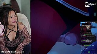 Exotiqfox, the Filipina teen, masturbates solo for livestream fans