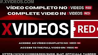 Suzie And Cruz Fox In The Room