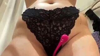 Fingering my pussy out in public feels so wild