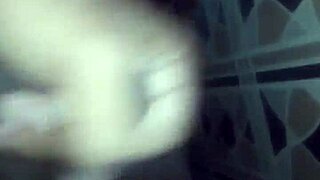 अरे, हैदराबाद बॉय, अकेले हिलाते क्यों हो? मुझे कॉल करो अभी!