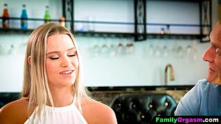 FamilyOrgasm - Quick Mouth Action for Step Daddy's Pleasure
