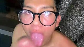 Masajista Devours My Massive Veiny Cock
