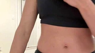 muscle flexing fans, enjoy this fit housewife show!