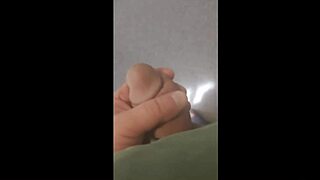 leave the laundry and take this load zeus kelsey kane 😏