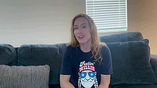 मिस्ट्री रेंस थेरपिस्ट के पास बीबीसी सेक्स एडिक्शन हेल्प के लिए जाती है