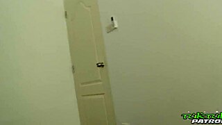 Chica Enjoys Chupando Verga And Tragando Leche With Dripping Cock