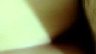 classy cougar squirts non-stop with dildo on webcam