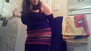 i'm the asian sistah in tha orgy