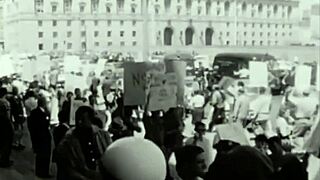 art school setting sparks a unique intimate encounter