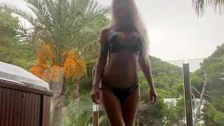 Monika Fox Masturbates And Squirts 😍