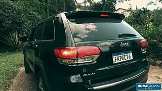 Hot Chicks Scarlett Taylor and Naomi Devour Huge Cock!